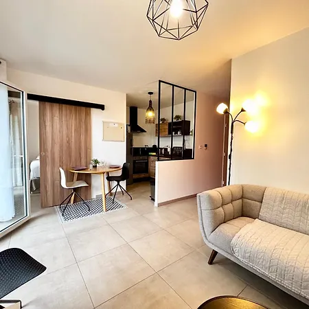 Casamea - Terrasse, Proche Hopital, Wifi, Clim Daire