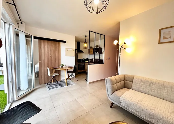 Casamea - Terrasse, Proche Hopital, Wifi, Clim Daire